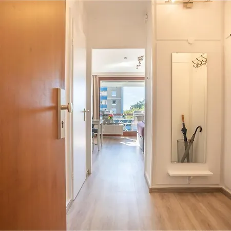 - Bella Mare - Nordseestrasse 3 * Бюзум