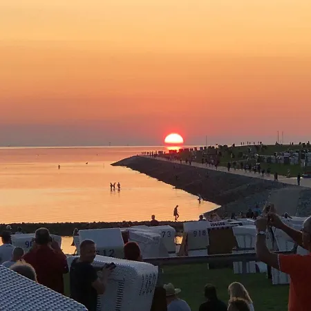 - Bella Mare - Nordseestrasse 3 * Бюзум